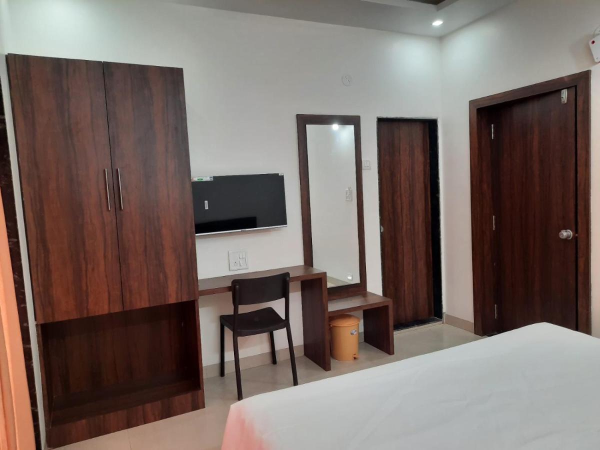 Raapan Beach Resort Malvan Exterior photo