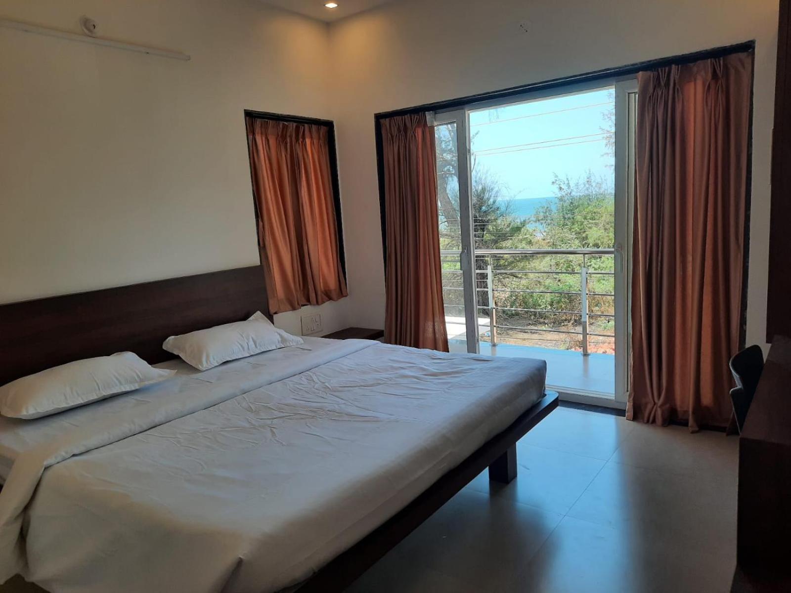 Raapan Beach Resort Malvan Exterior photo